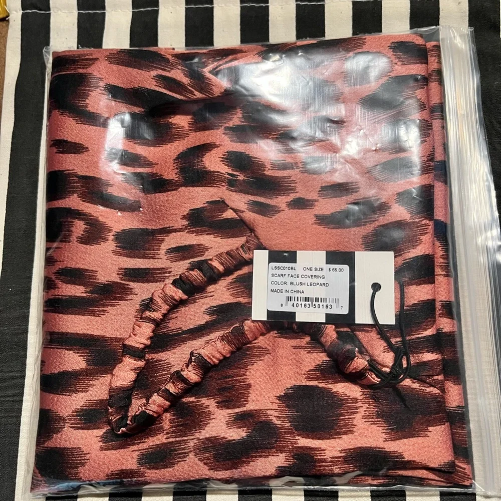 LELE SADOUGHI NWT AUTHENTIC BLUSH LEOPARD SILK BANDANA SCARF MASK.